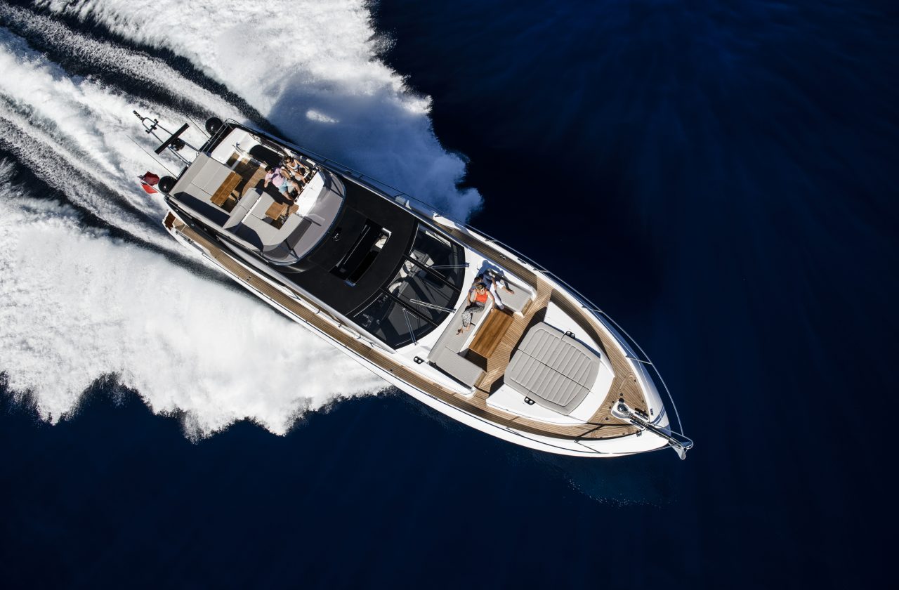 Sunseeker 74 Sport Yacht | Экстрьер 7