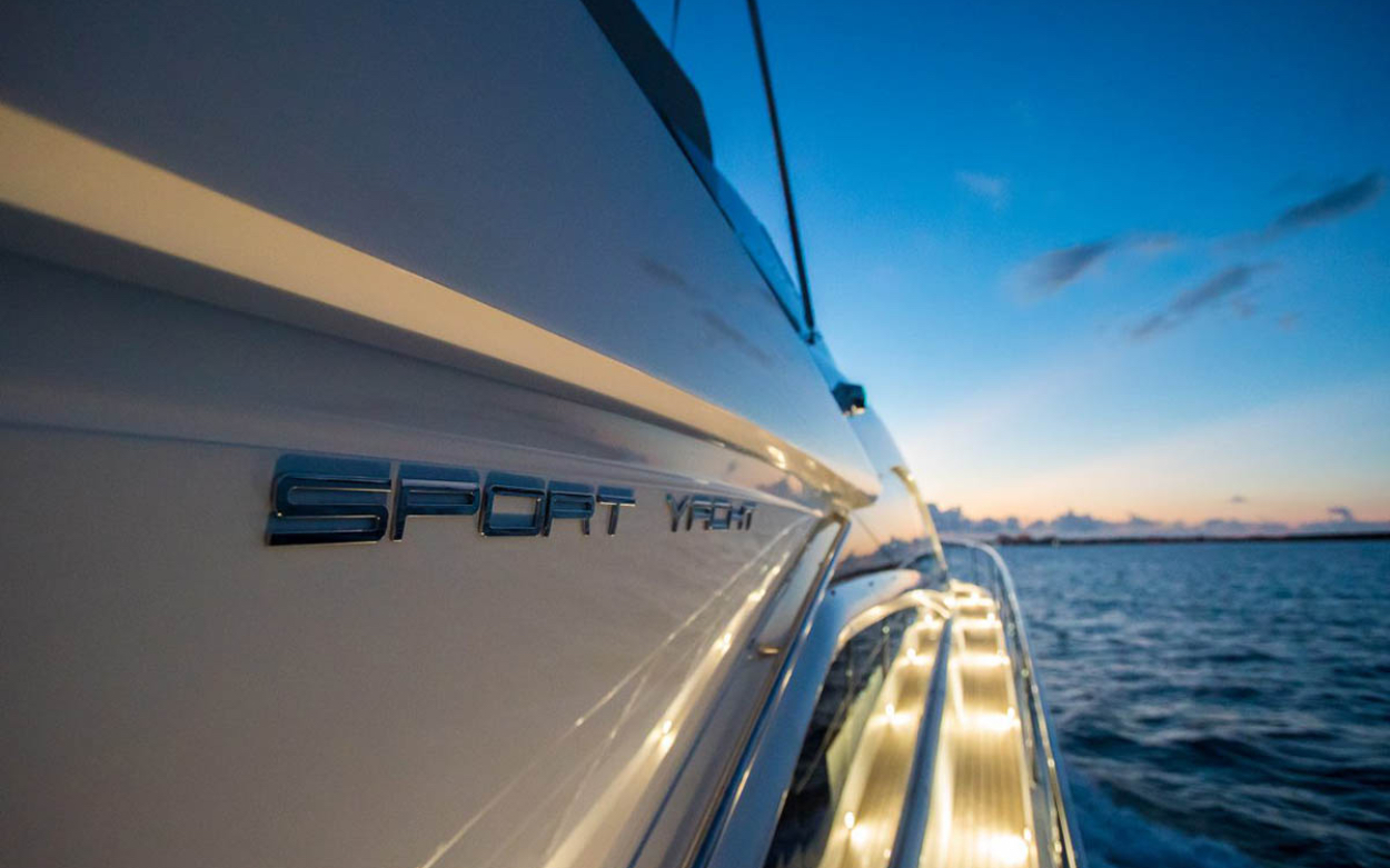Sunseeker 68 Sport Yacht | Экстрьер 2